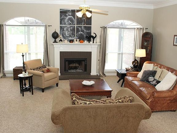 3rd image of 57 Orchid Ct