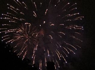 511 Howe St, Seattle, WA 98109