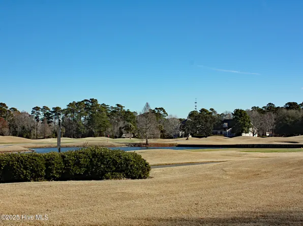 7064 Bloomsbury Court SW, Ocean Isle Beach, NC 28469