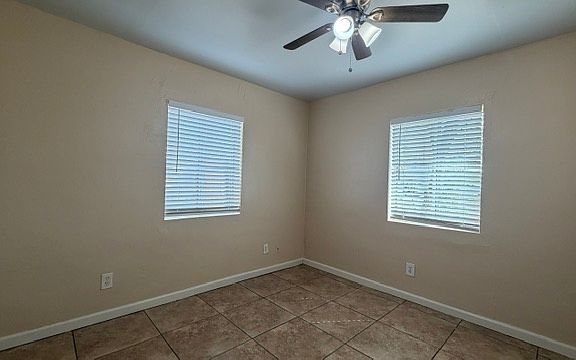 5th image of 1038 N 25th Pl