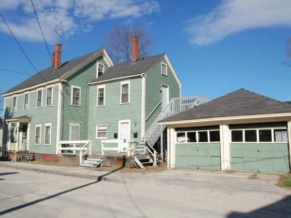 303 Turner St, Auburn, ME 04210