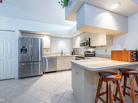 5th image of 5810 Erhardt Dr