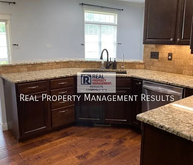 9399 Millicent Ct — Photo 9