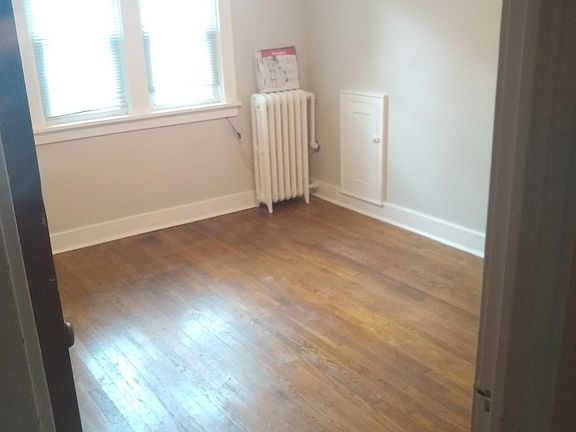 3rd image of 31 Cardinal Ave Floor 2