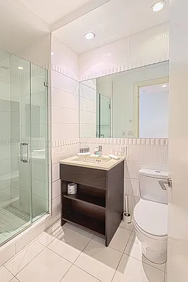 Rented by City View Living | media 86