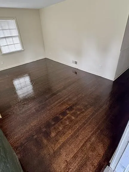 3909 Virginia Dr — Photo 5