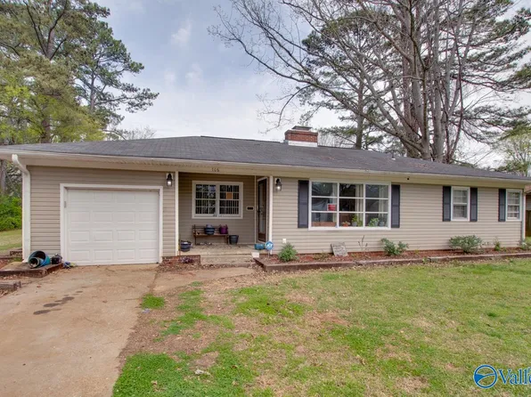 706 14th Ave SE, Decatur, AL 35601