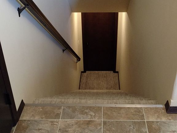 4th image of 414 Macey Avenue