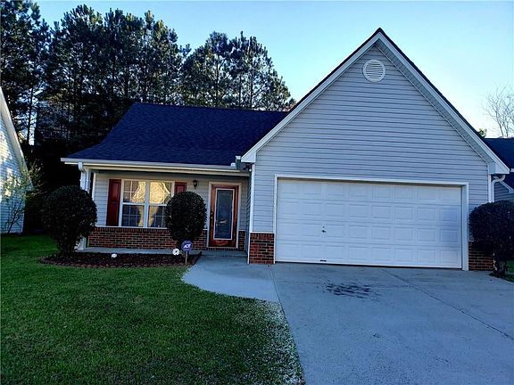 2nd image of 255 Kentshire Pl