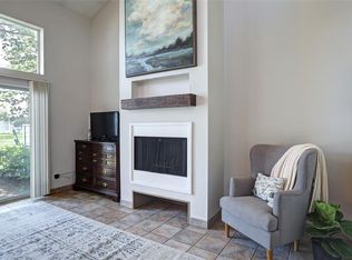 611 Cimarron Trl, Irving, TX 75063