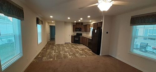 2nd image of 255 Arlene Ct