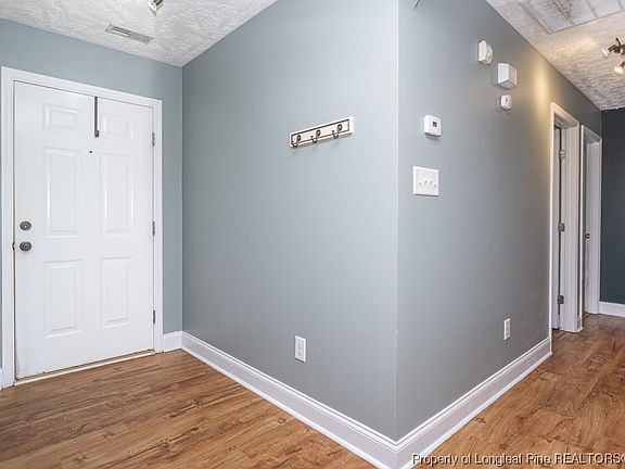 5th image of 681 Copper Creek Dr