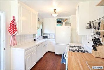 4th image of 17832 Norwood Park Pl