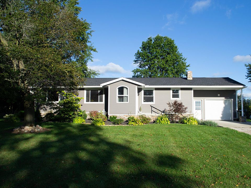 Street view of front of home.