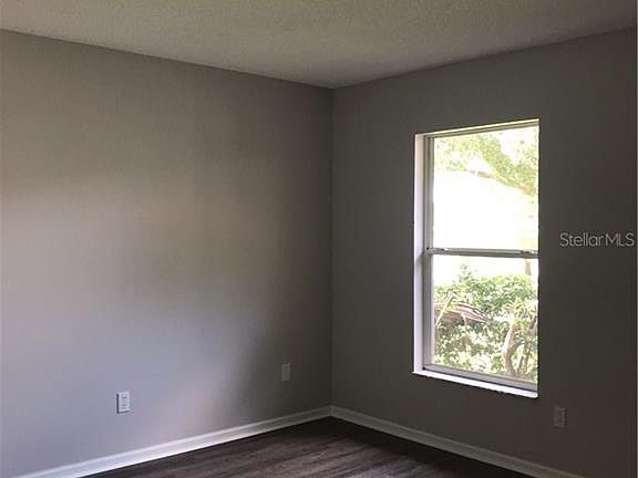 5th image of 14131 Lord Barclay Dr