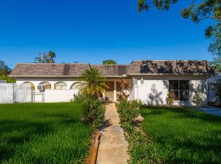 104 Druid Hills Rd, Temple Terrace, FL 33617