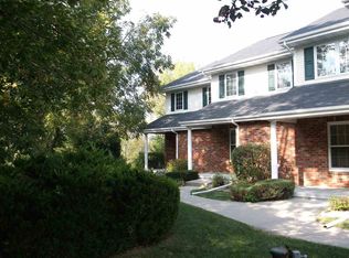 10755 Bayshore #F1, Edgerton, WI 53534
