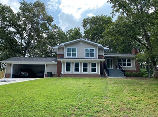 1306 Aswan Dr, Signal Mountain, TN 37377