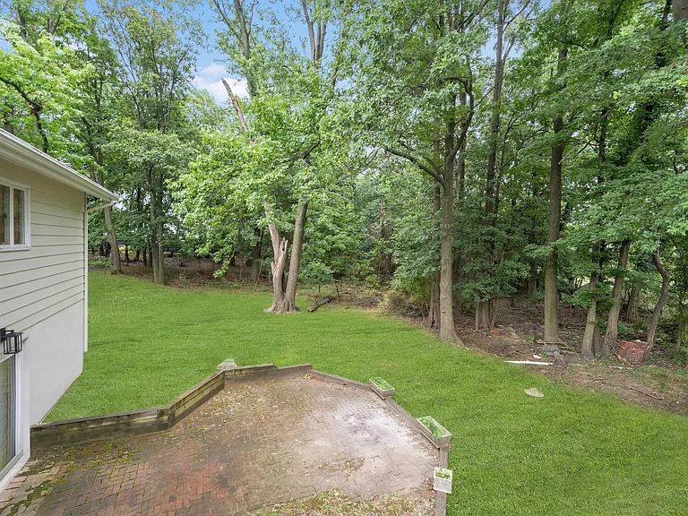 32 Rock Rd — Photo 39