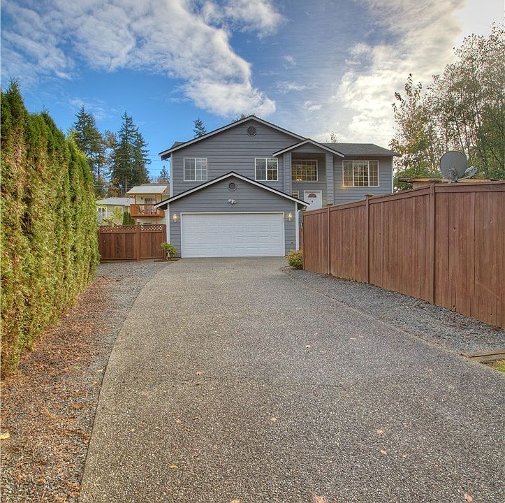 1st image of 225 90th Ave SE