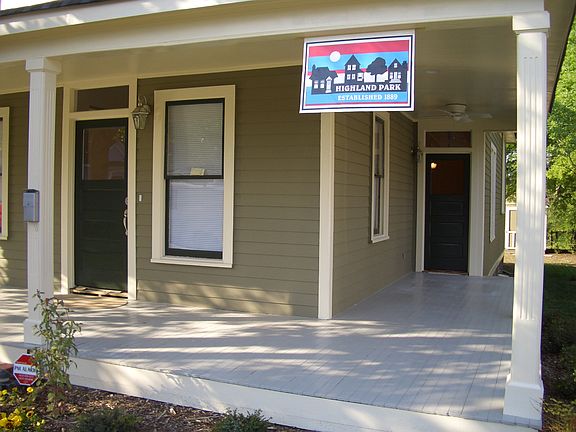 "Smokers" side porch