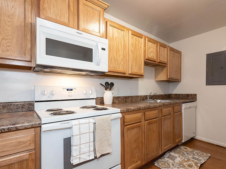 Driftwood Apartments - 1600 Diamond Springs Rd Virginia Beach VA | Zillow