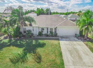 4042 SW Kadlic St, Port Saint Lucie, FL 34953