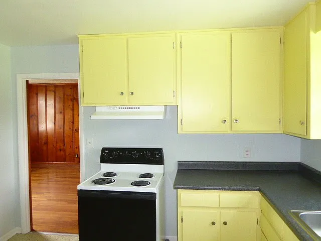 214 Wilowen Dr — Photo 3