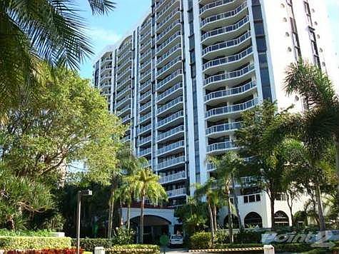 1st image of 3610 Yacht Club Dr APT 1011