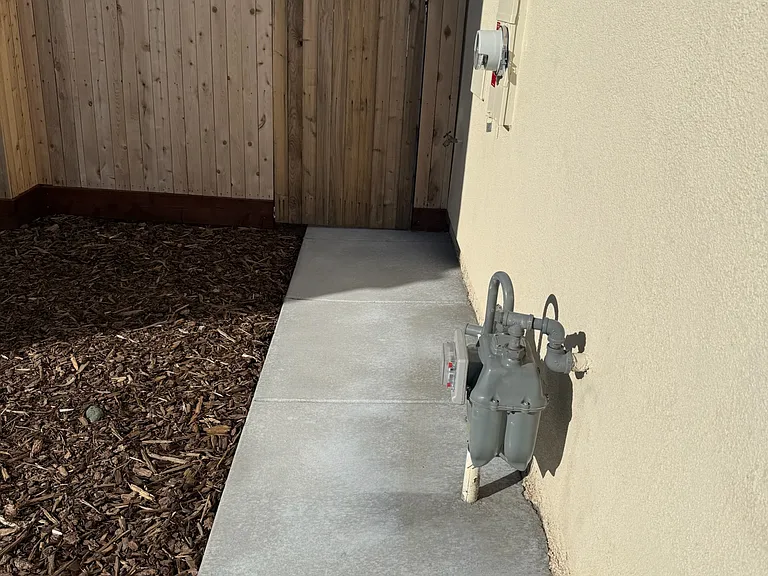 854 Pico Pl — Photo 22
