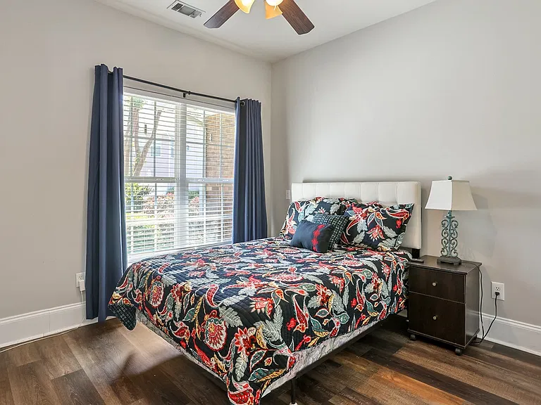 704 Kendal Ct — Photo 10