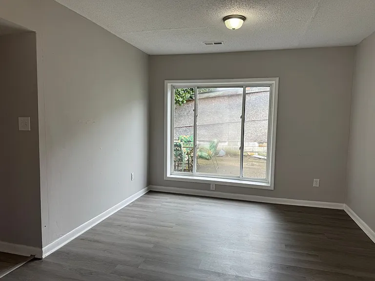 2201 Chestnut Ave — Photo 16