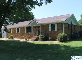 14 Atkins Dr, Decatur, AL 35603