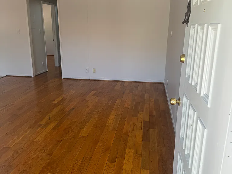14308 Tiara St — Photo 11