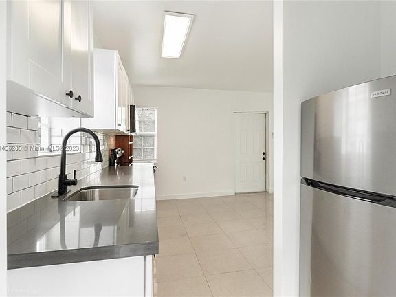 5th image of 1935 Marseille Dr APT 1