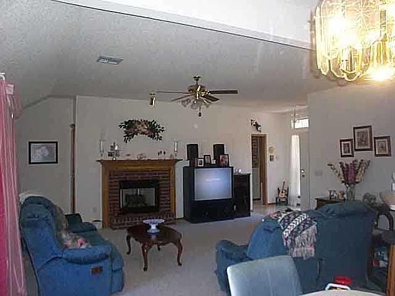 3rd image of 14304 S Harli Ln