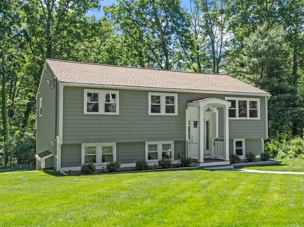 62 Queensland Rd, Billerica, MA 01821
