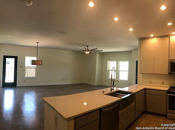 3rd image of 2502 Waleetka St