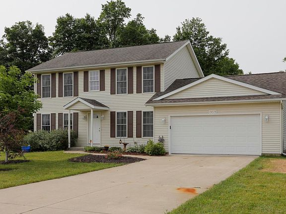 24575 Brownstone Blvd-102