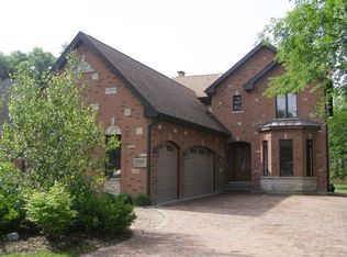 2347 Glenview Rd, Glenview, IL 60025