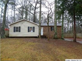 910 Burnt Pine Dr, Maylene, AL 35114