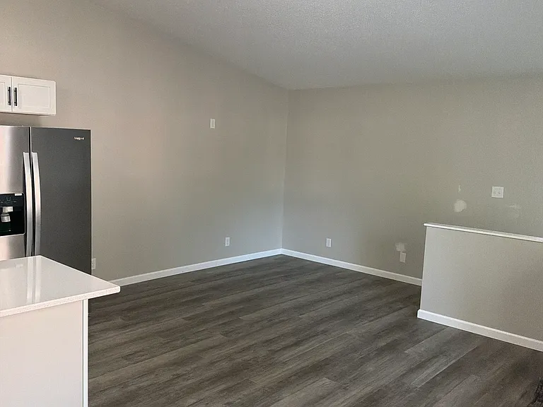 750 Franklin Ave — Photo 5