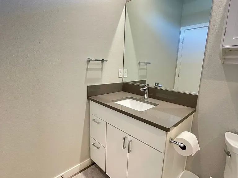 304 E Stanford Ave — Photo 12