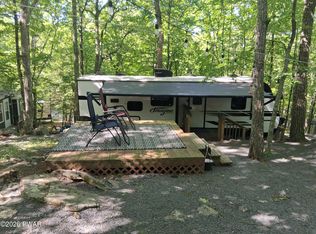 113 Beaver Ln, Shohola, PA 18458