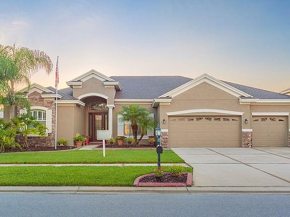 3rd image of 18121 Palm Beach Dr