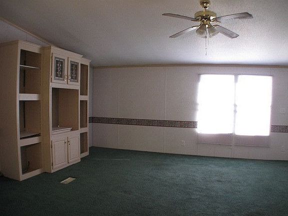 Den