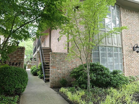 2nd image of 3447 McFarlin Blvd