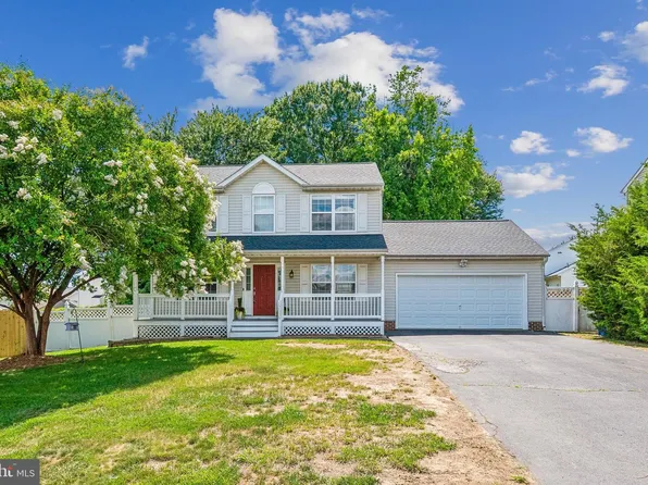 12006 Wales Dr, Fredericksburg, VA 22407