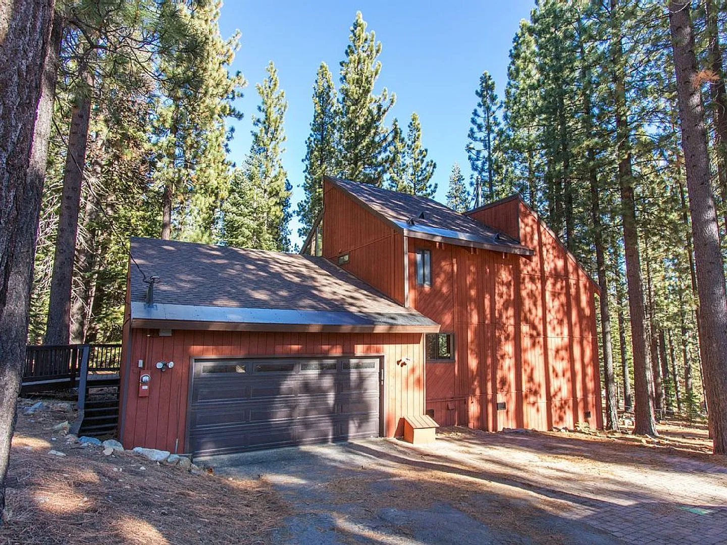 A Rare find in Tahoe! Spacious 4Bd house available now! Call to view today! Available to view on ... — Photo 3
