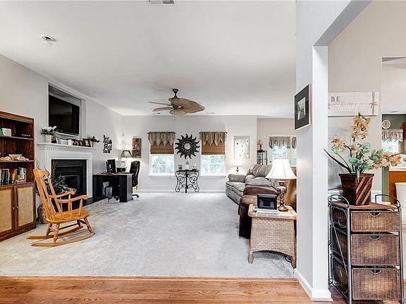 3rd image of 9223 Oak River Dr W